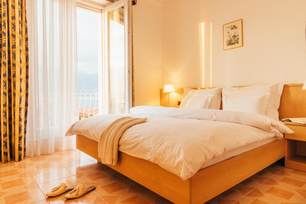 Hotel Orione - Lake Front Hotel Brenzone sul Garda Exterior foto
